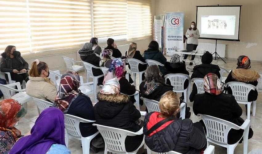 &Ccedil;ERKEZK&Ouml;Y İL&Ccedil;ESİNDE KADIN SAĞLIĞI VE AİLE PLANLAMASI S&Ouml;YLEŞİSİ D&Uuml;ZENLEDİ