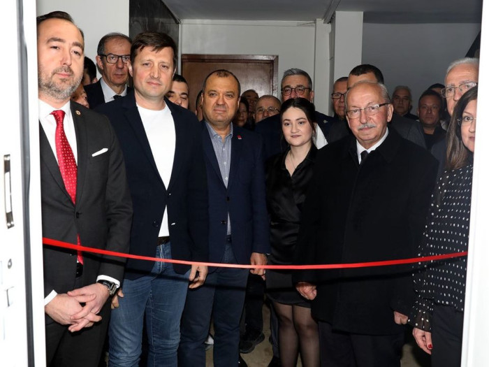 AVUKAT ELİFNUR MEMİŞ HUKUK B&Uuml;ROSUNU A&Ccedil;TI