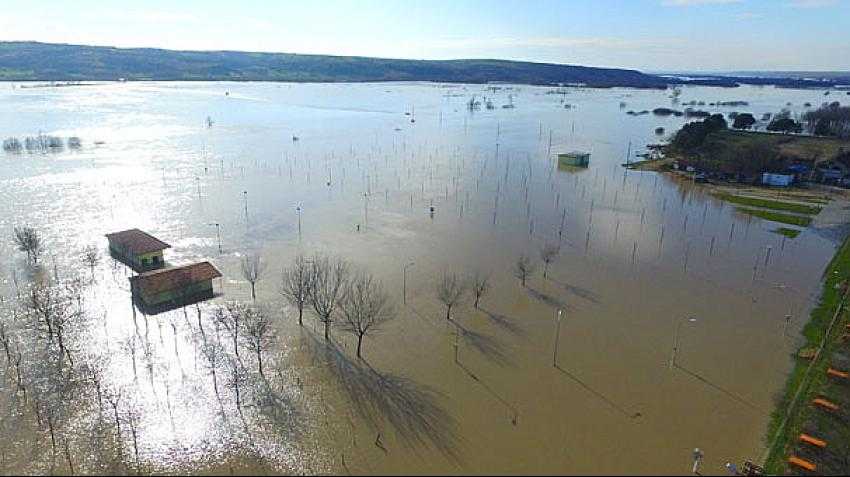 Ergene il&ccedil;esinde sele kapılan iki &ccedil;ocuk vefat etti