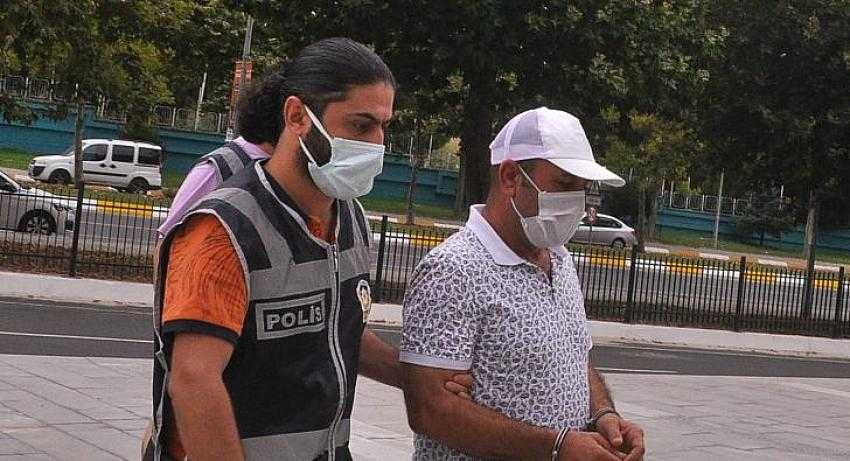 4 &Ccedil;OCUK ANNESİ, ESKİ EŞİNİ BI&Ccedil;AKLAYARAK &Ouml;LD&Uuml;RD&Uuml;