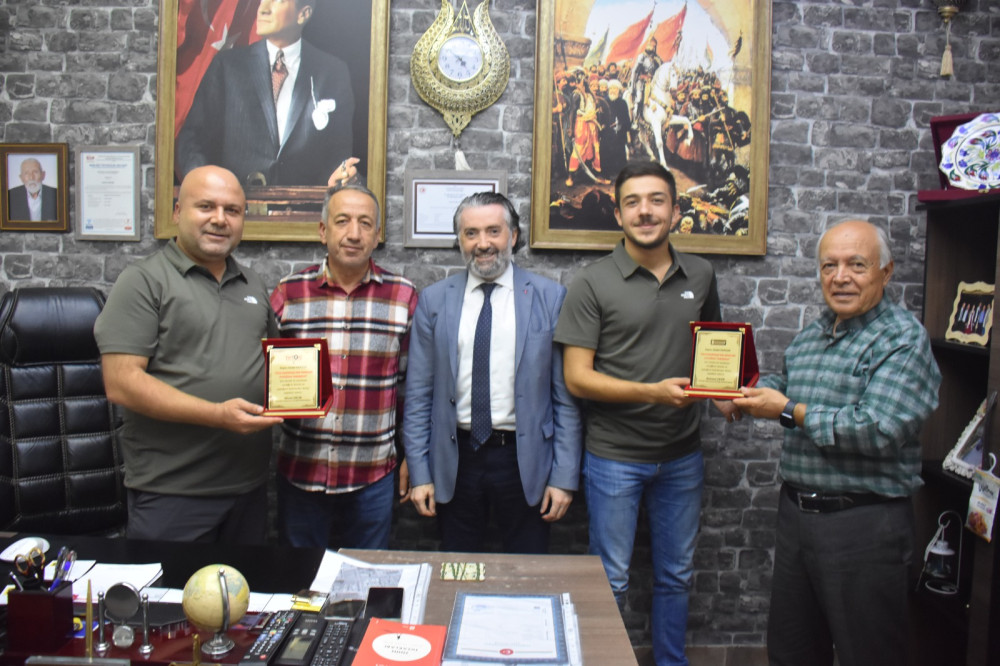 SANATA DESTEĞE TEŞEKK&Uuml;R