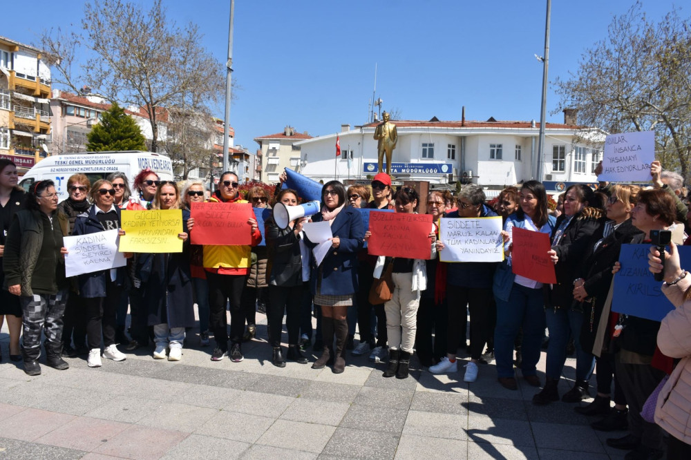 ŞARK&Ouml;Y'L&Uuml; KADINLARDAN  O GAZETEYE B&Uuml;Y&Uuml;K TEPKİ