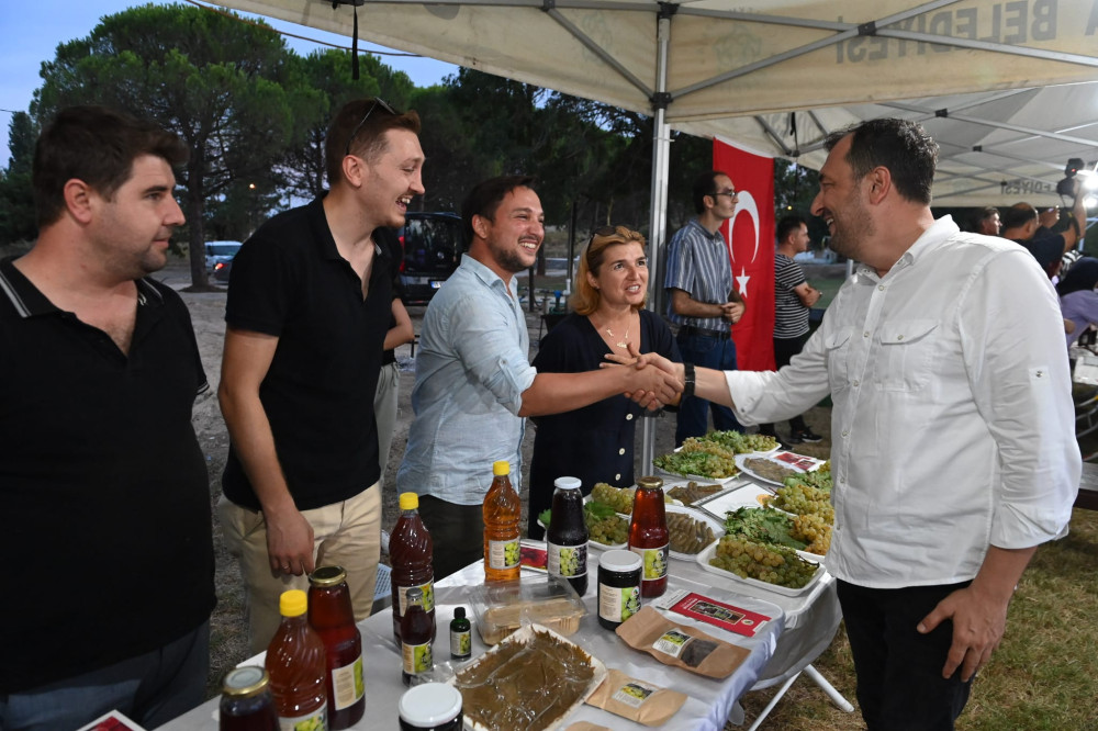 S&uuml;leymanpaşa Bağbozumu Şenliği renkli g&ouml;r&uuml;nt&uuml;lere sahne oldu