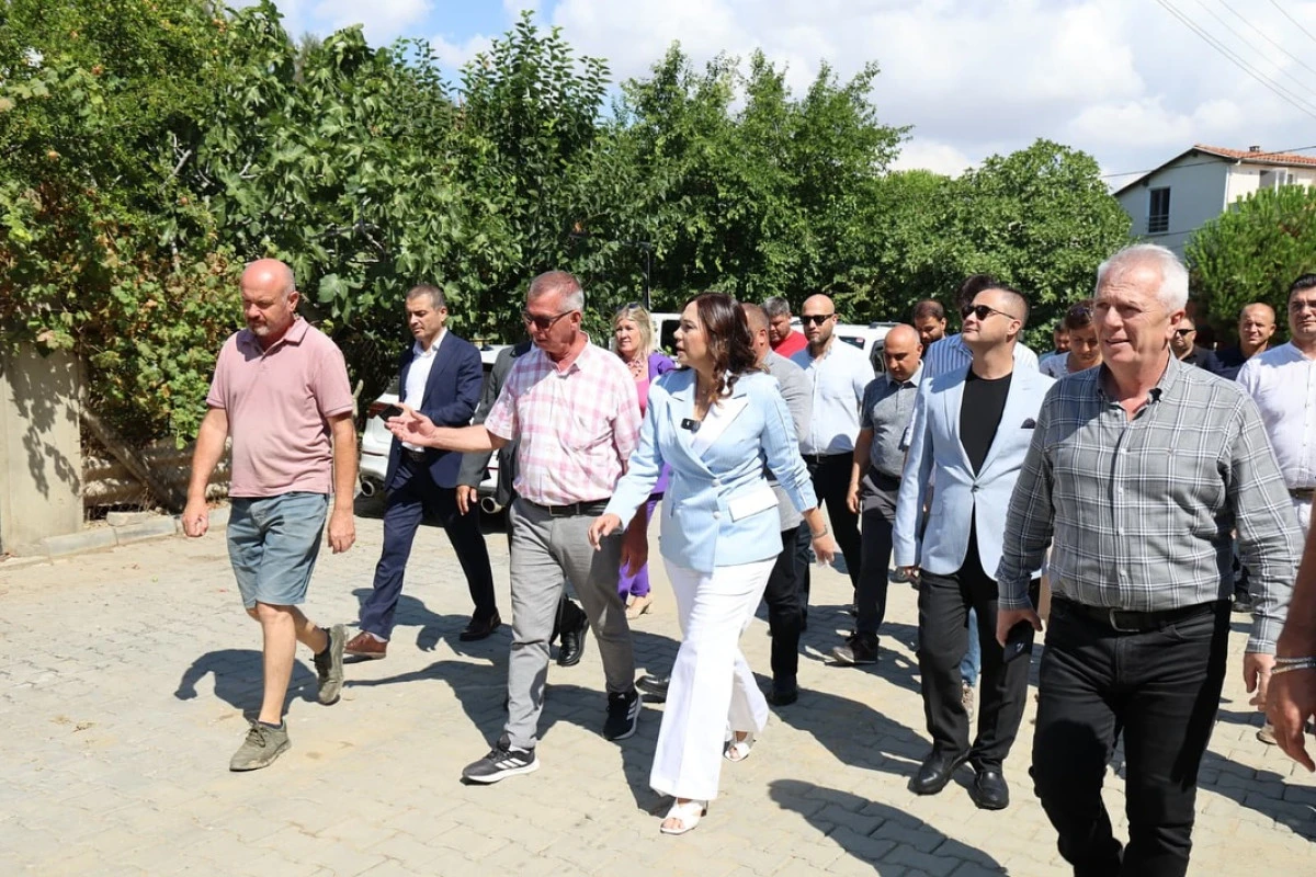 S&Uuml;LEYMANPAŞA&rsquo;DA ANİ BASTIRAN YAĞIŞ SONRASI B&Uuml;Y&Uuml;KŞEHİR VE TESKİ EKİPLERİ SEFERBER OLDU