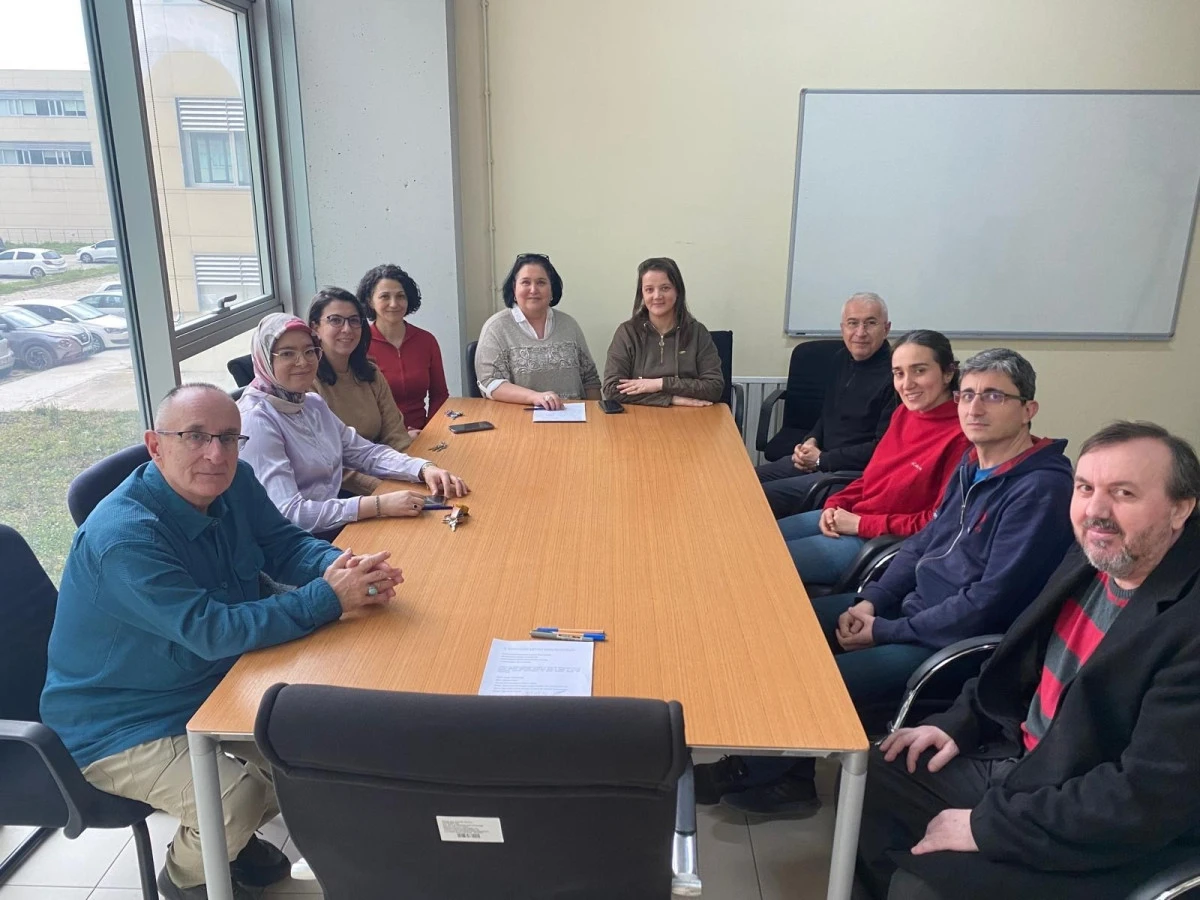 TEKİRDAĞ NAMIK KEMAL &Uuml;NİVERSİTESİ MERKEZ LABORATUVARI