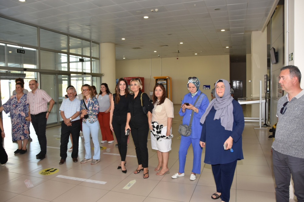 Tekirdağ NK&Uuml;&rsquo;de Miniklerden Resim Sergisi