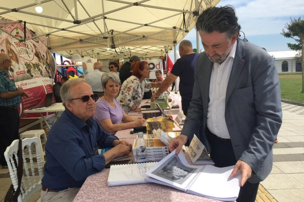 TEKİRDAĞLI YAZARLARA B&Uuml;Y&Uuml;K İLGİ