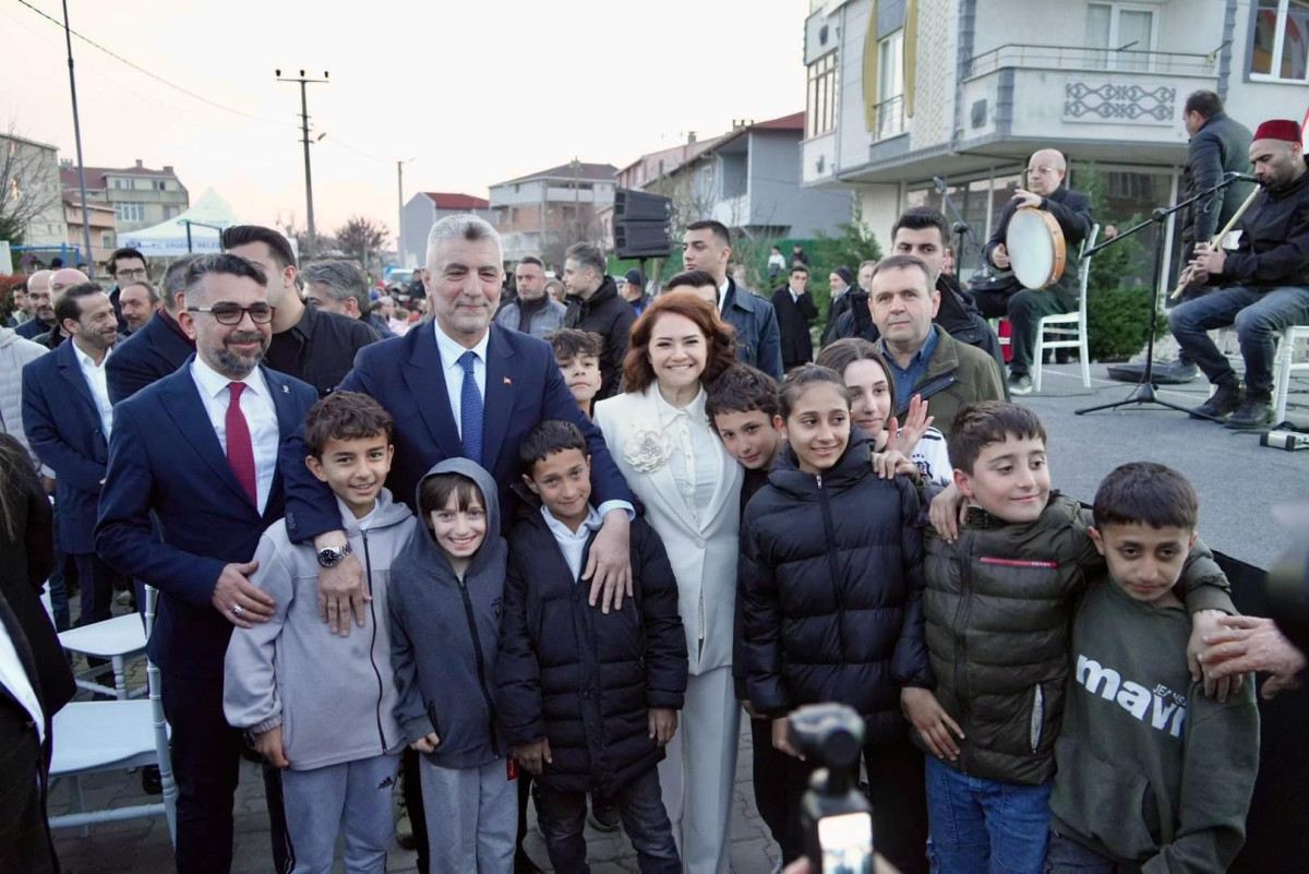 Ticaret Bakanı &Ouml;mer Bolat, Ergene'de İftar Programına Katıldı