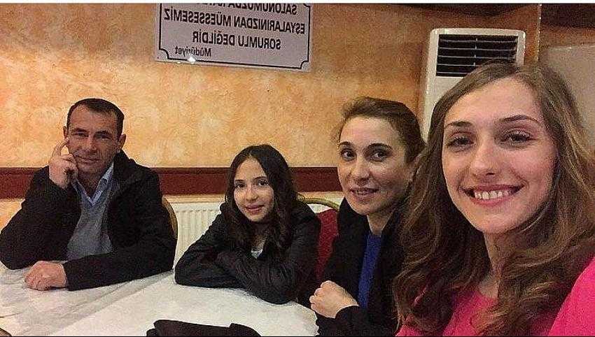 Evlatlarının acısına y&uuml;reği dayanamadı