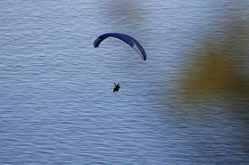  Paraş&uuml;t&ccedil;&uuml; 200 Metreden Denize &Ccedil;akıldı