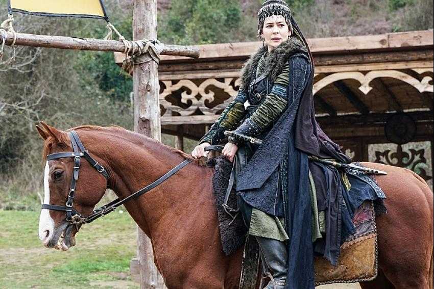 Yıldız &Ccedil;ağrı Atiksoy derinden etkilendiği sahneyi anlattı